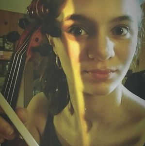 Meet your Posher, Selena